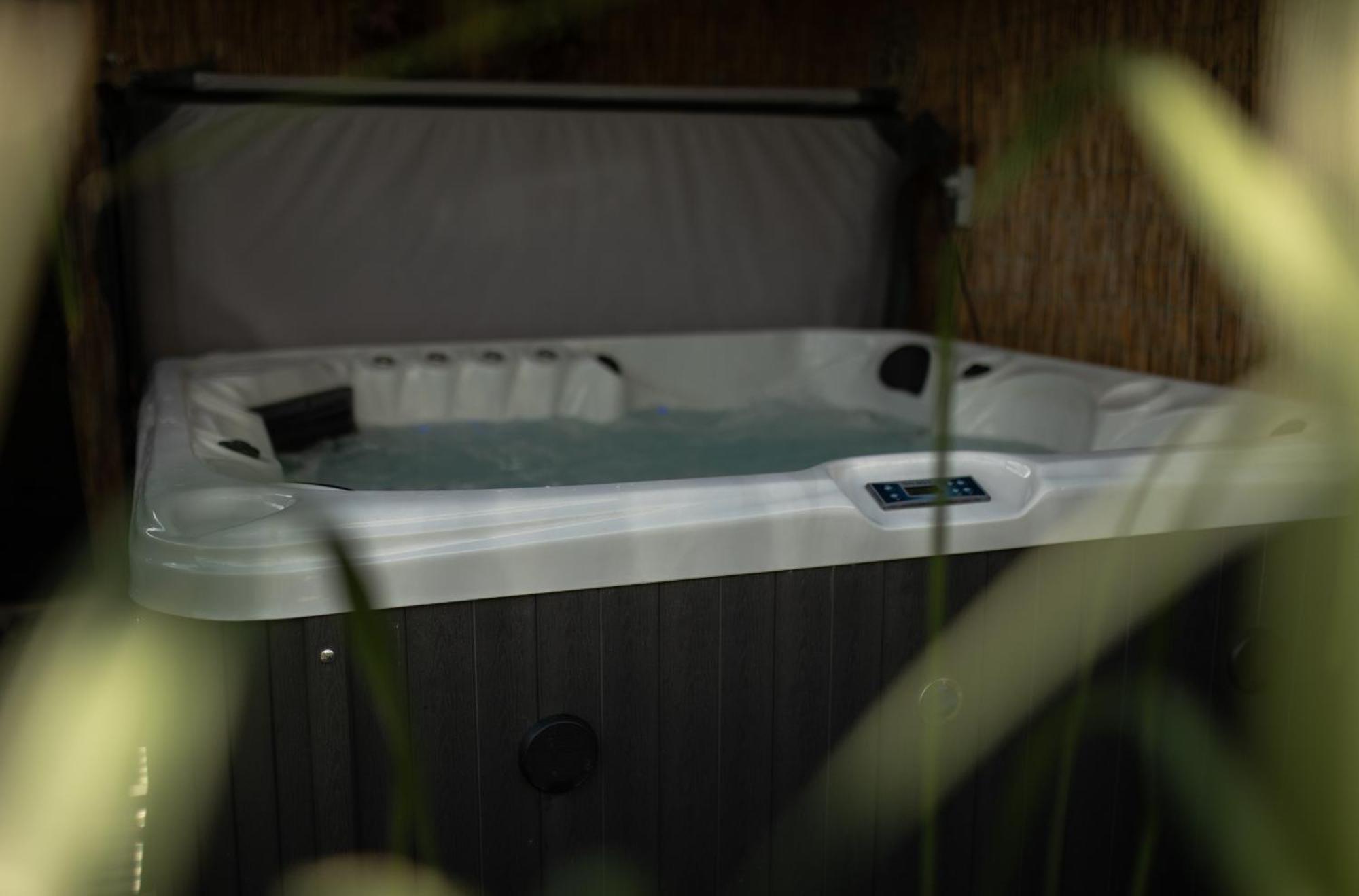 فيلا Drents Genieten - Riegheide Met Prive Jacuzzi Erm المظهر الخارجي الصورة